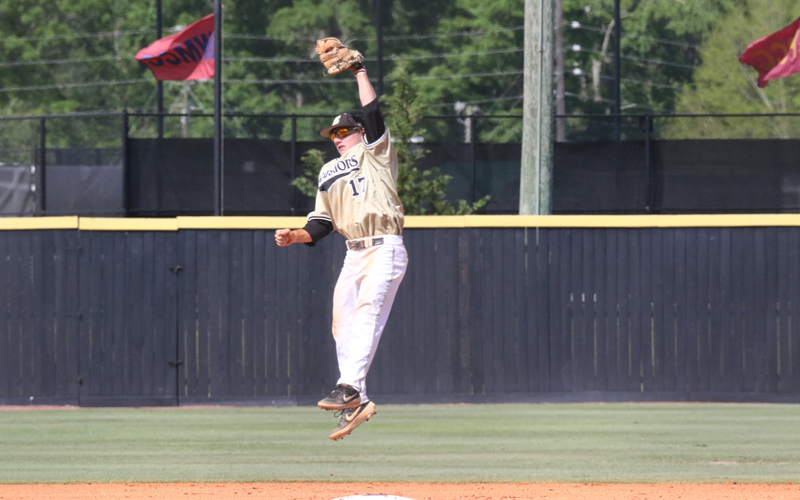 ECCC Baseball Warriors Rebound to Sweep No. 14 Hinds