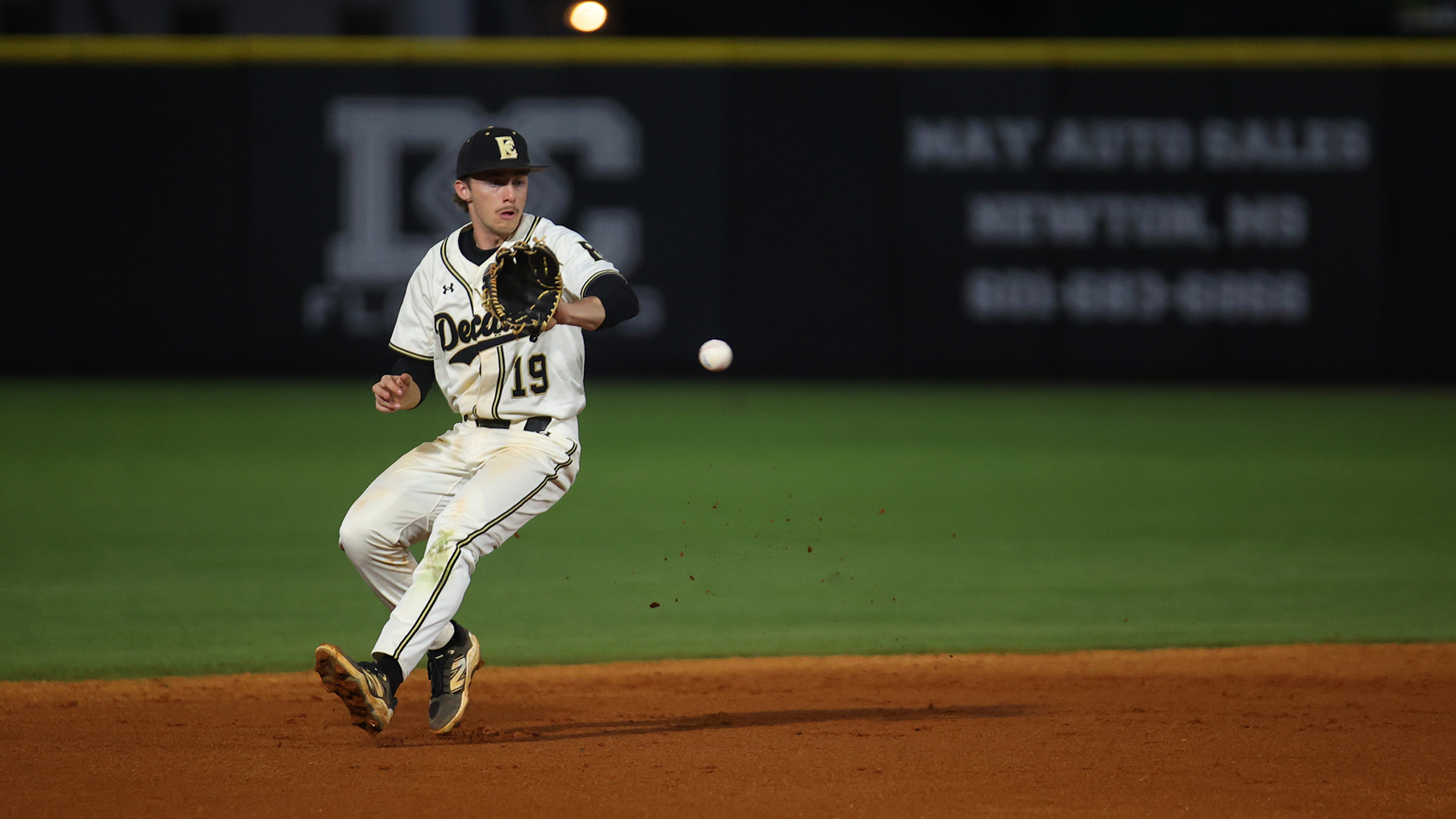 East Central Bats Explode in Doubleheader Sweep of Holmes