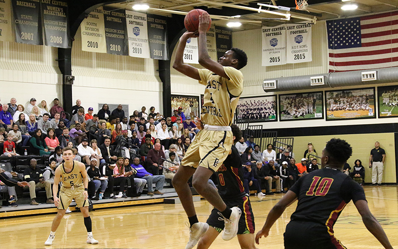 Freshman guard JaMichael Wilson puts up a jumper in first half action against Jones. (EC Photo)