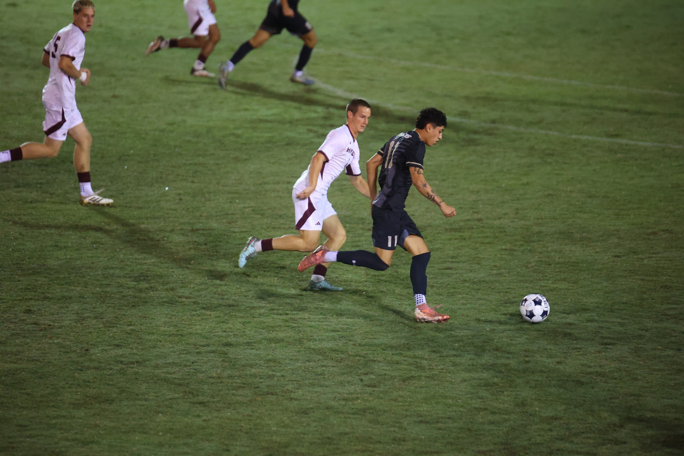 Warriors fall to Hinds in conference play