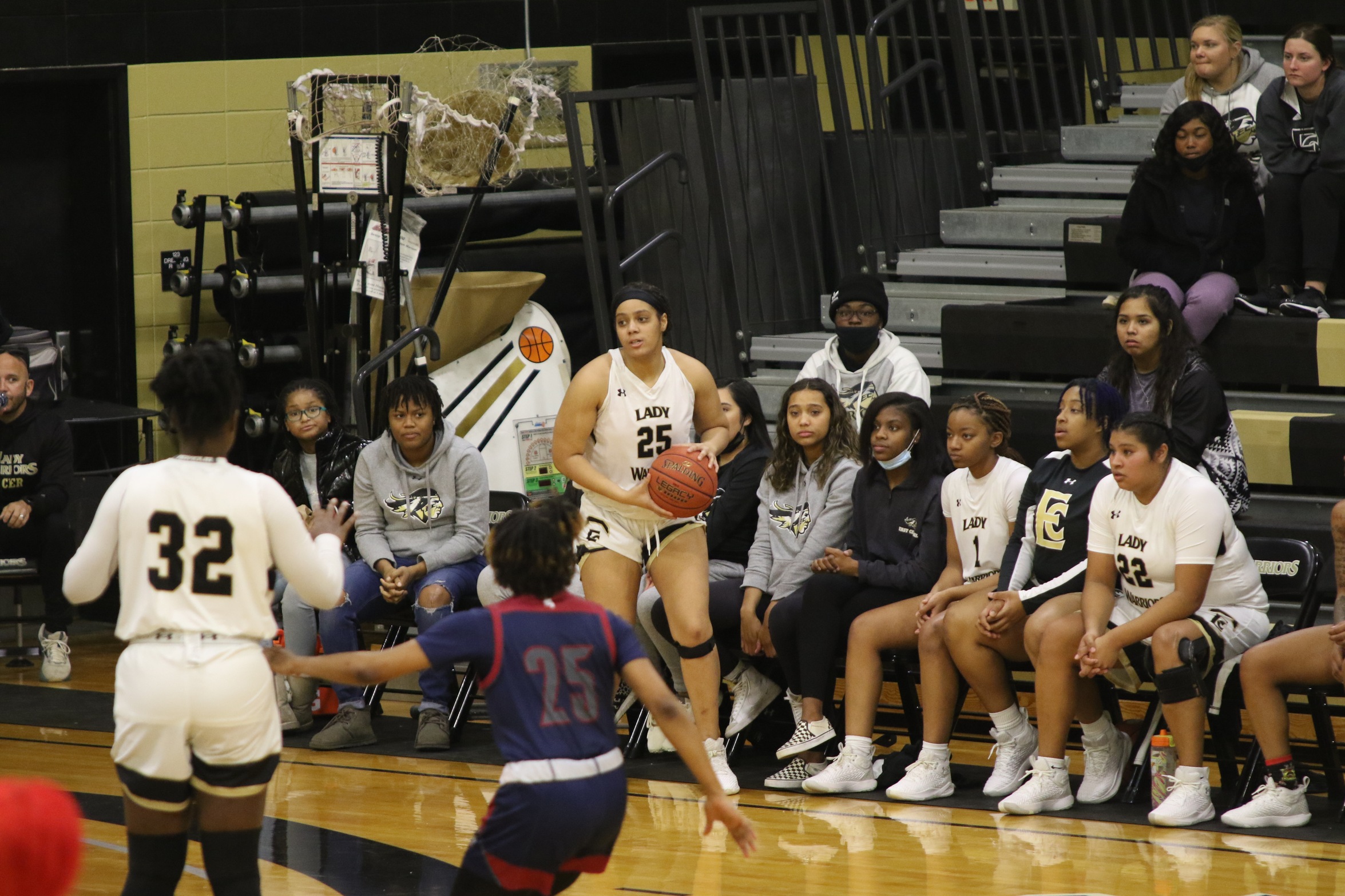 Lady Warriors Win 2nd Straight
