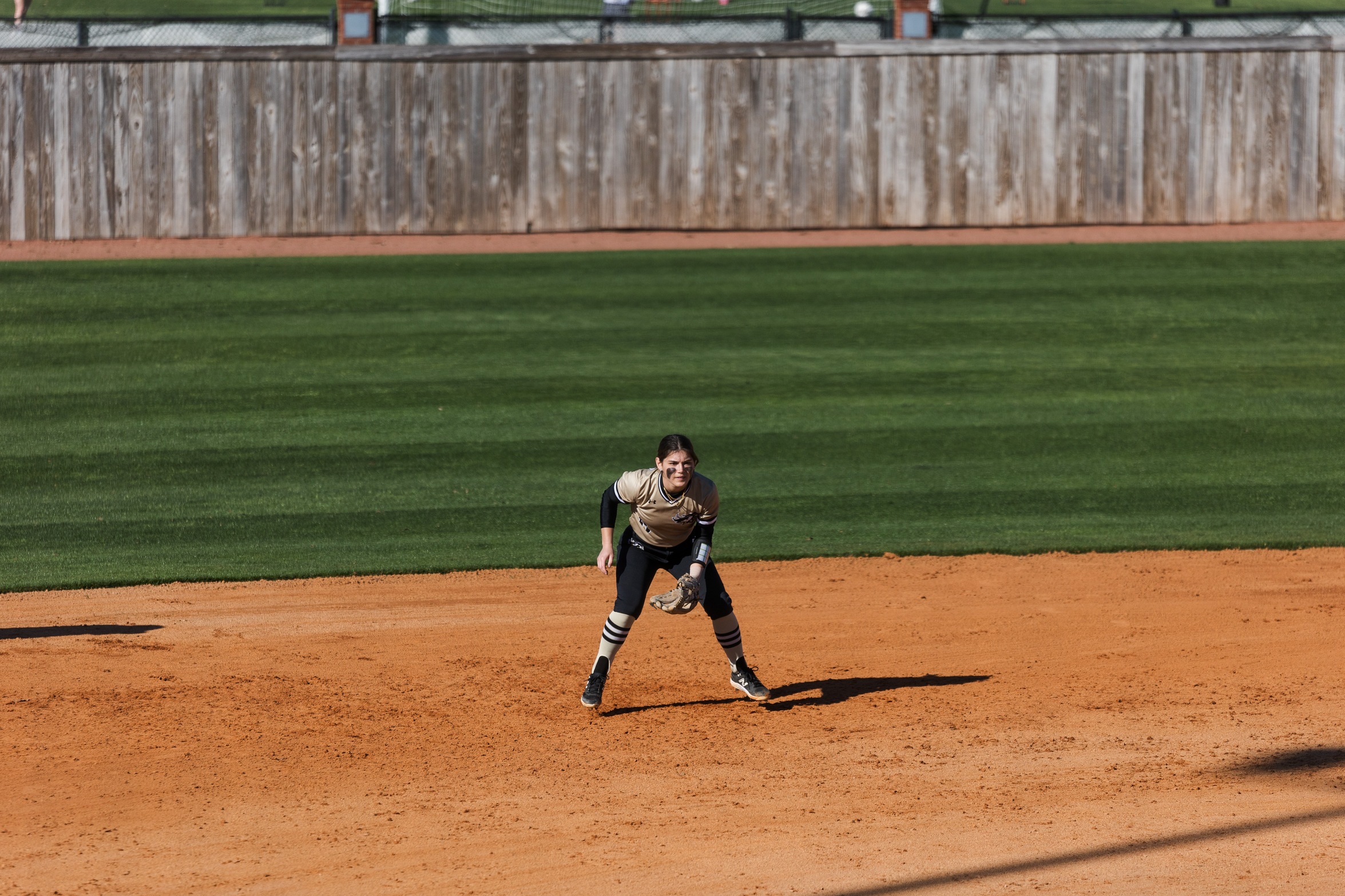 Lady Warriors Get Past Iowa Western!