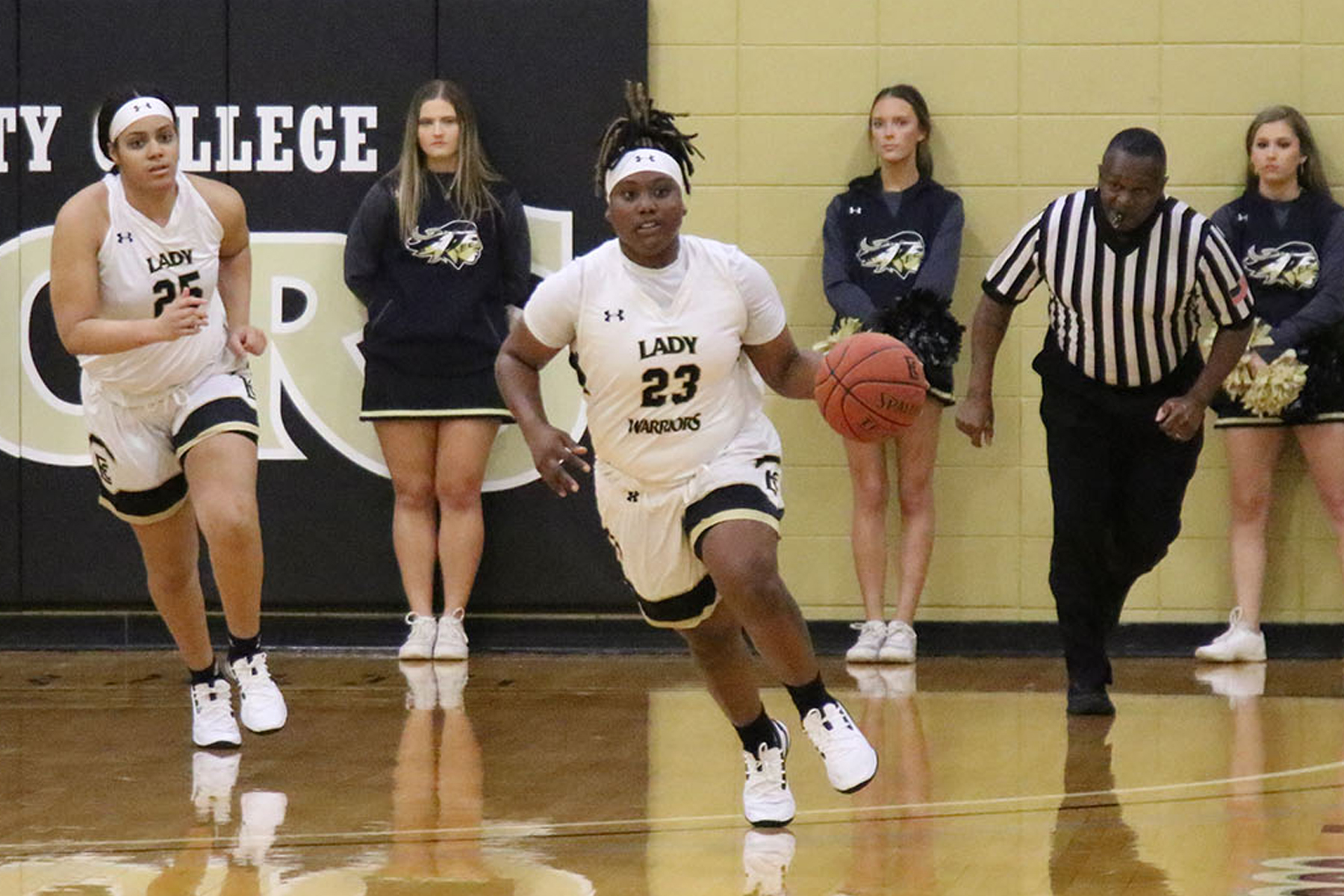 Lady Warriors take down Meridian in playoff action